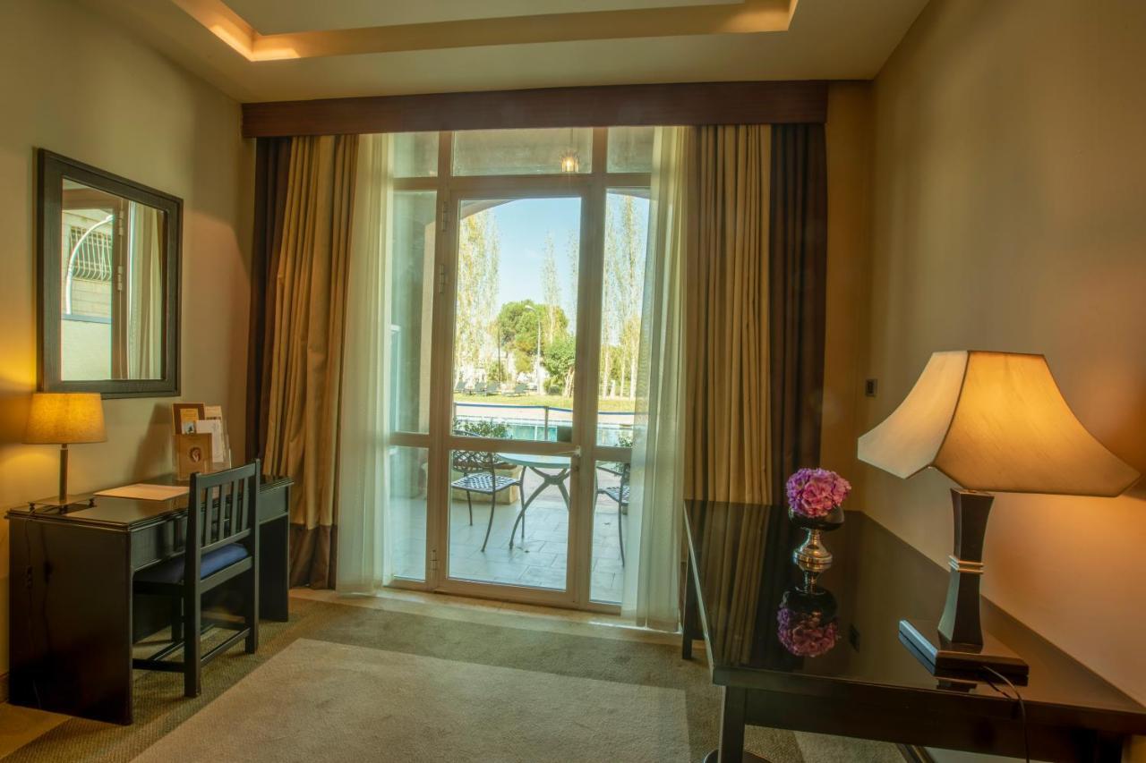 Century Park Hotel Amman Dış mekan fotoğraf