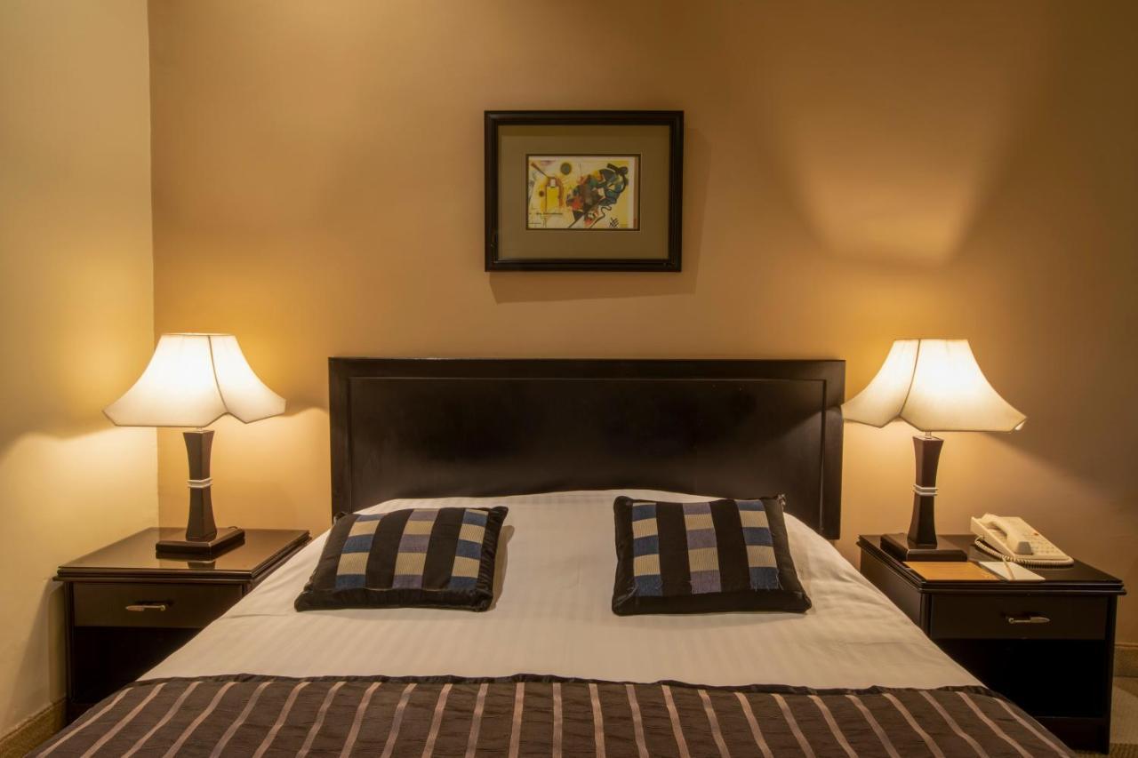 Century Park Hotel Amman Dış mekan fotoğraf