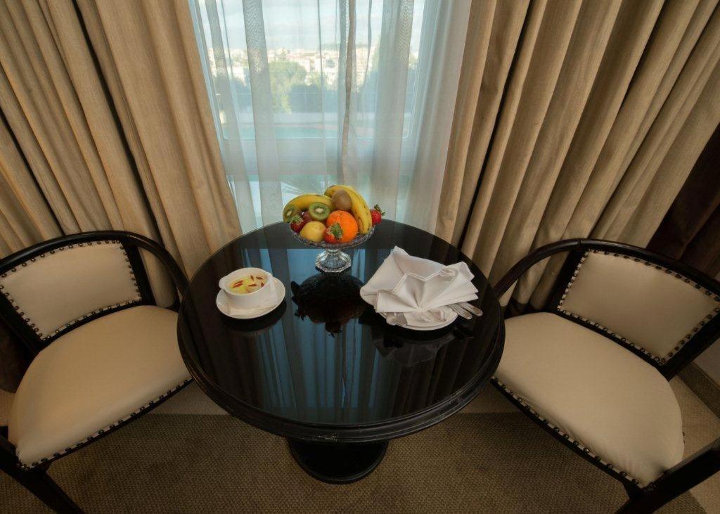 Century Park Hotel Amman Dış mekan fotoğraf