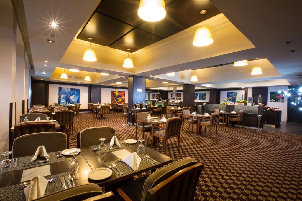 Century Park Hotel Amman Dış mekan fotoğraf