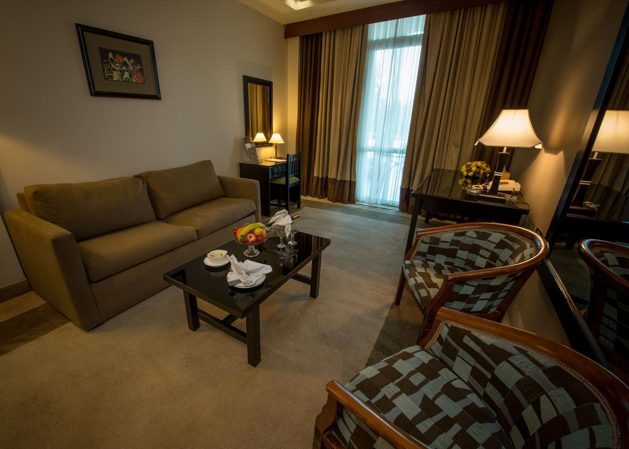 Century Park Hotel Amman Dış mekan fotoğraf